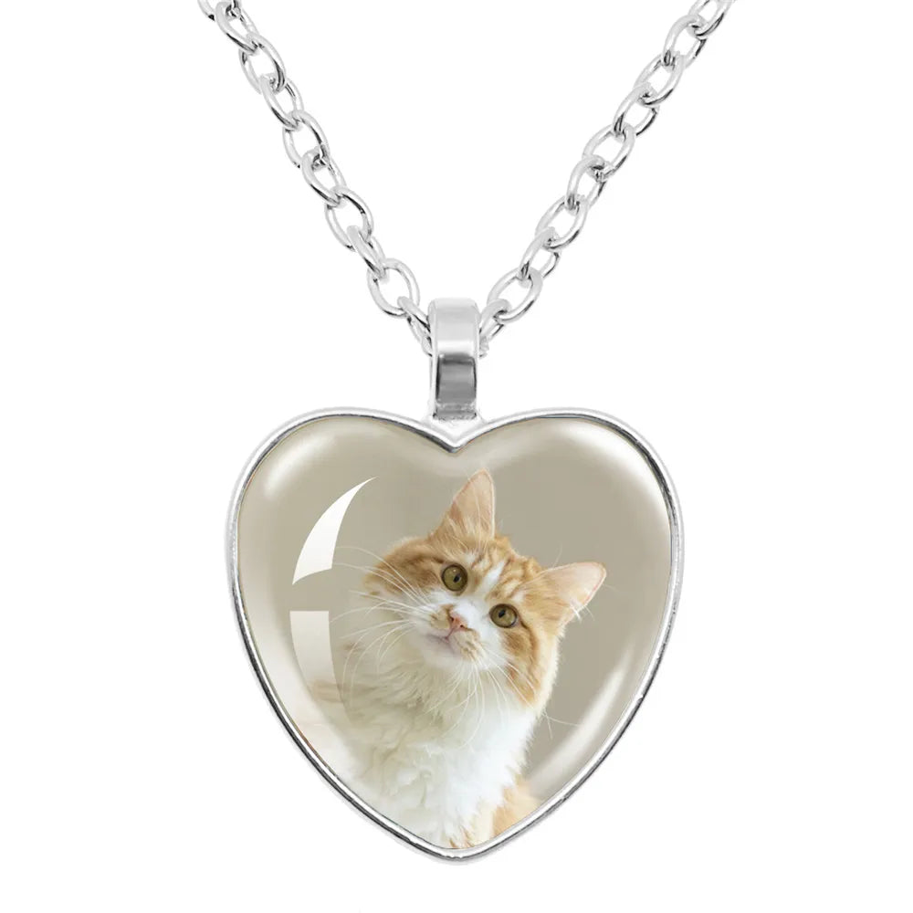 Fashion Accessories Cute Cats Patten Heart Shaped Glass Pendant Necklace Cute Animal Alloy Necklace Charms Jewelry Gifts