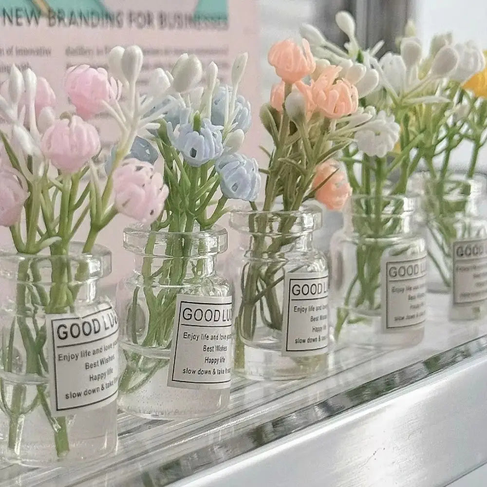 8Pcs Creative Mini Vase Magnets Handmade 3D Vase Refrigerator Magnets Decorative Luminous Small Vase Magnets Office Decoration