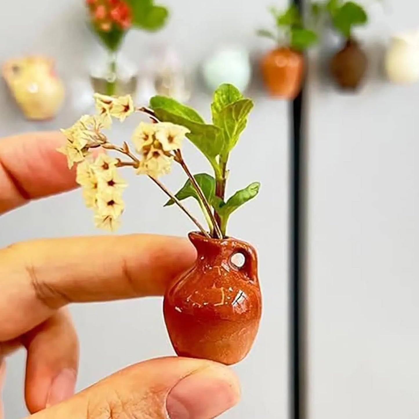 8Pcs Mini Ceramic Vases Magnets Set Strong Magnetic Bud Vases for Fridge Decoration And Office Use No Plant Included