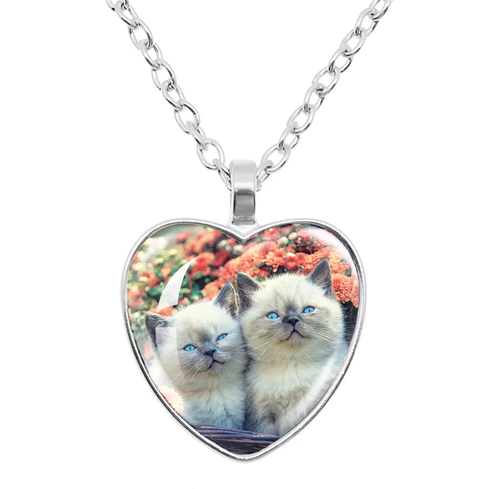 Fashion Accessories Cute Cats Patten Heart Shaped Glass Pendant Necklace Cute Animal Alloy Necklace Charms Jewelry Gifts