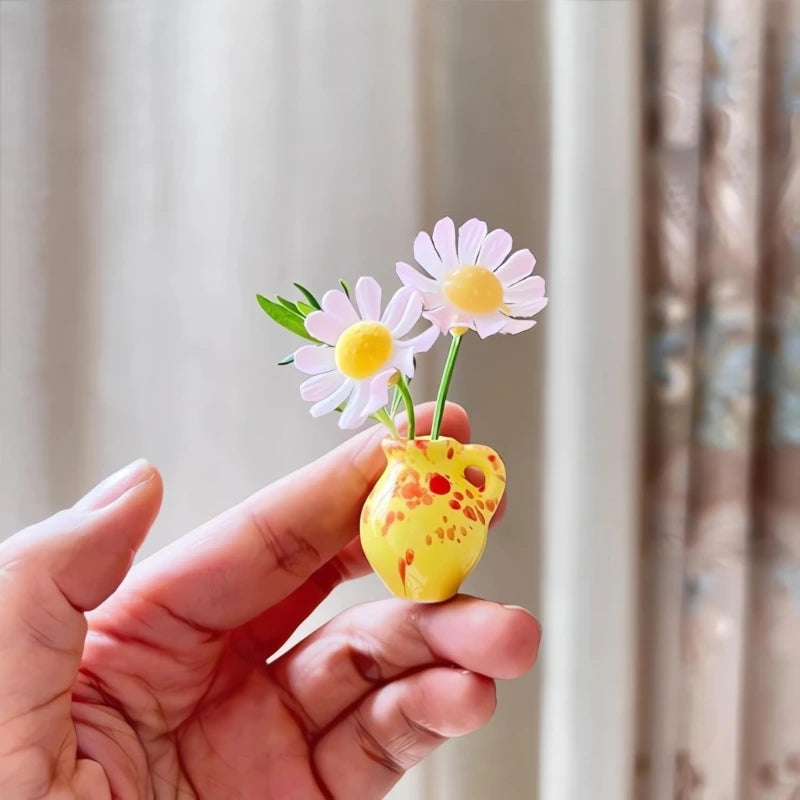 8Pcs (no plant) Mini Ceramics Vases Magnets Strong Magnetic Hold Buds Vases Magnets for Fridge Decoration and Office Use