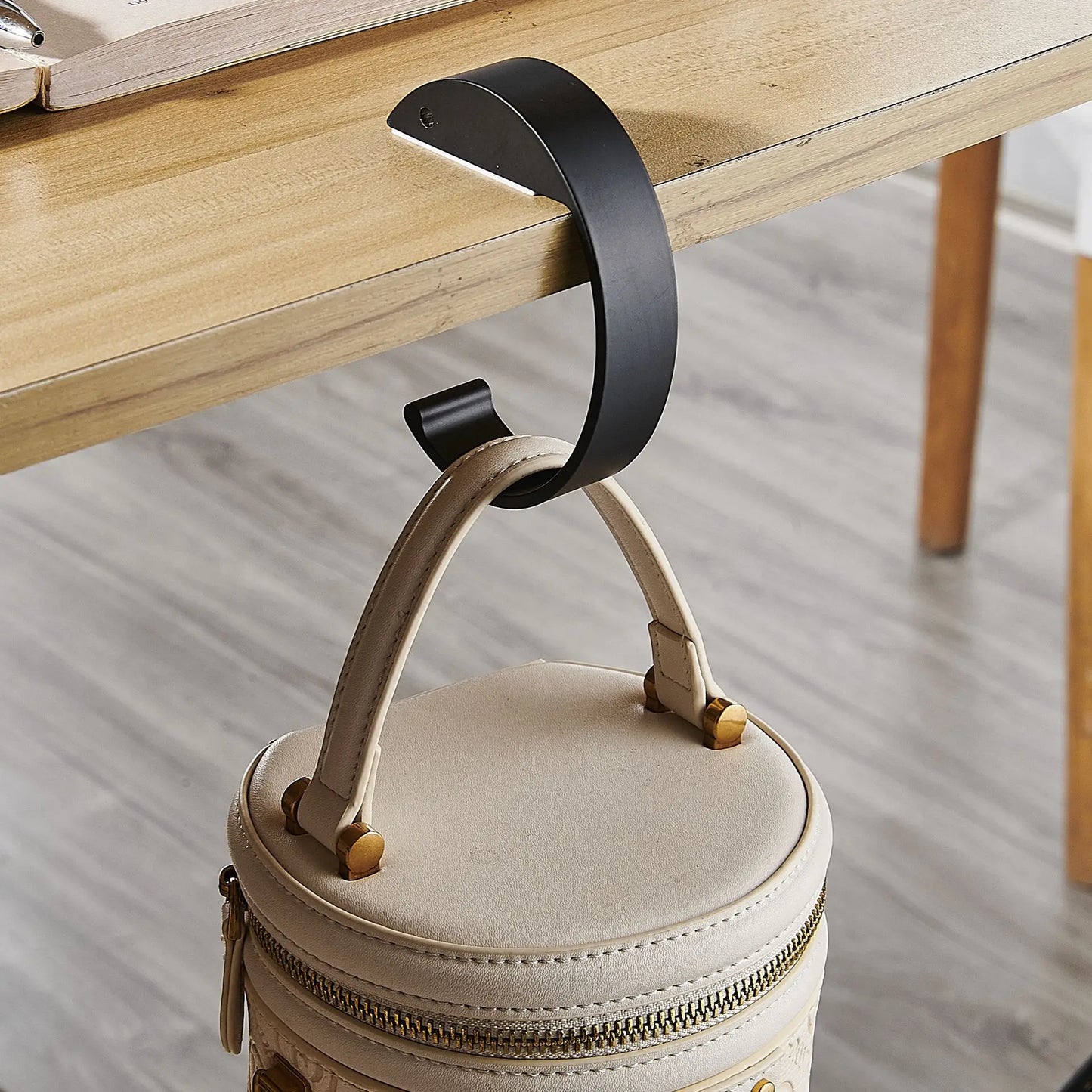 Desk Bag Hanger Portable Bag Hanger School Office Desk Edge Bag Hook Desktop Backpack Hanger Punch Free Desk Side Handbag Rack