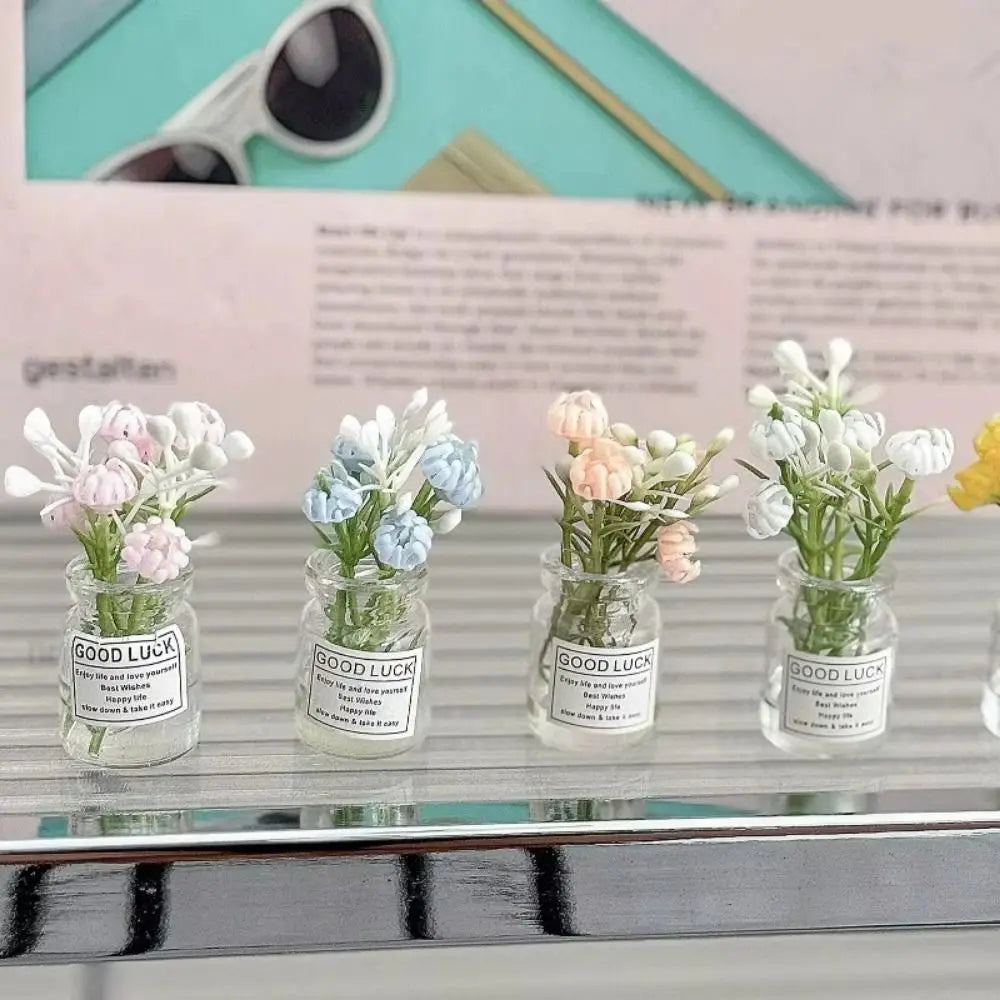 8Pcs Creative Mini Vase Magnets Handmade 3D Vase Refrigerator Magnets Decorative Luminous Small Vase Magnets Office Decoration