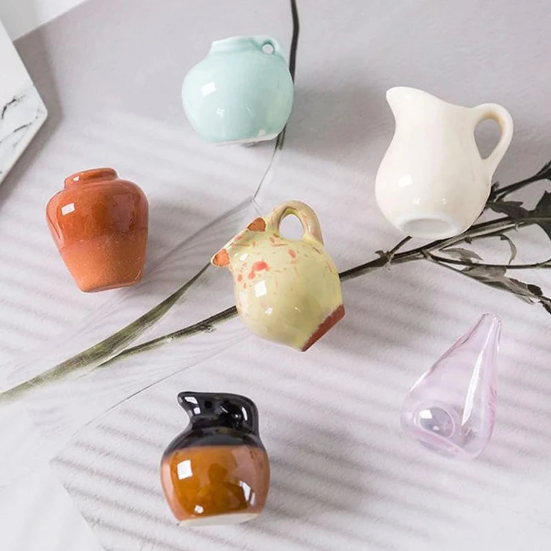 8 Mini Magnetic Vases-for Decorative Small Fridge Magnets Ideal for Kitchens,Offices and Lockers,Vase Decorations(Random Style)