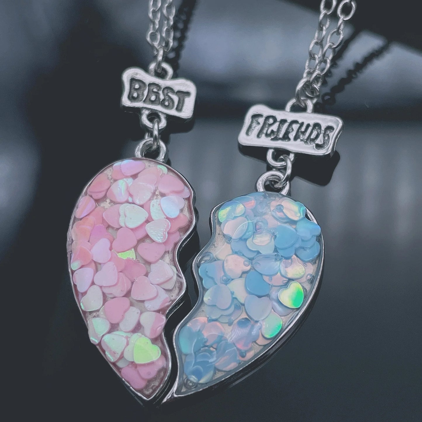 2Pcs/Set Cute Cat Pendant Necklace For Friend With BFF Letter Fashion Magnetic Adjustable Heart Shaped Necklace Jewelry Gift