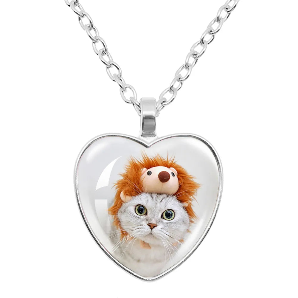 Fashion Accessories Cute Cats Patten Heart Shaped Glass Pendant Necklace Cute Animal Alloy Necklace Charms Jewelry Gifts
