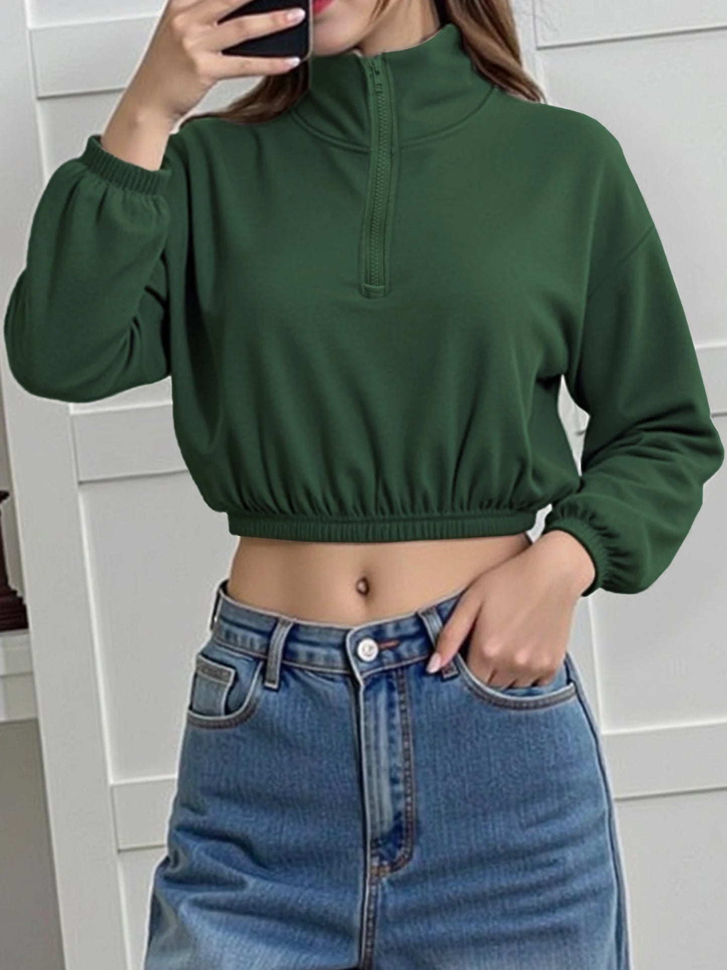 Spicy Girl Style Half-Zip Stand Collar Cropped Sweatshirt for Women, Loose Long Sleeve Waist-Cinched Hem Slim Fit VersatileTop